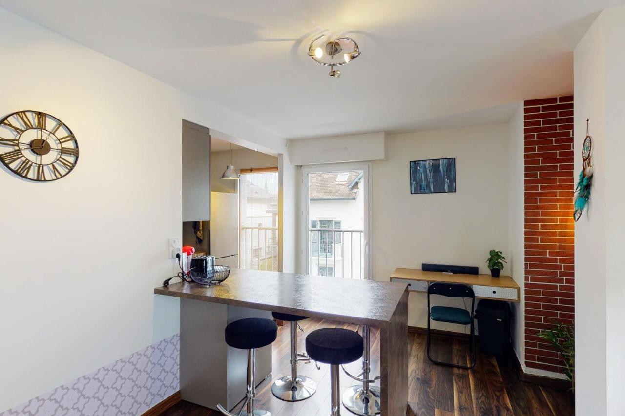 Le Berthollet 9 - Renovated Apartment 1 Bedroom 2 Steps - Annecy Center エクステリア 写真